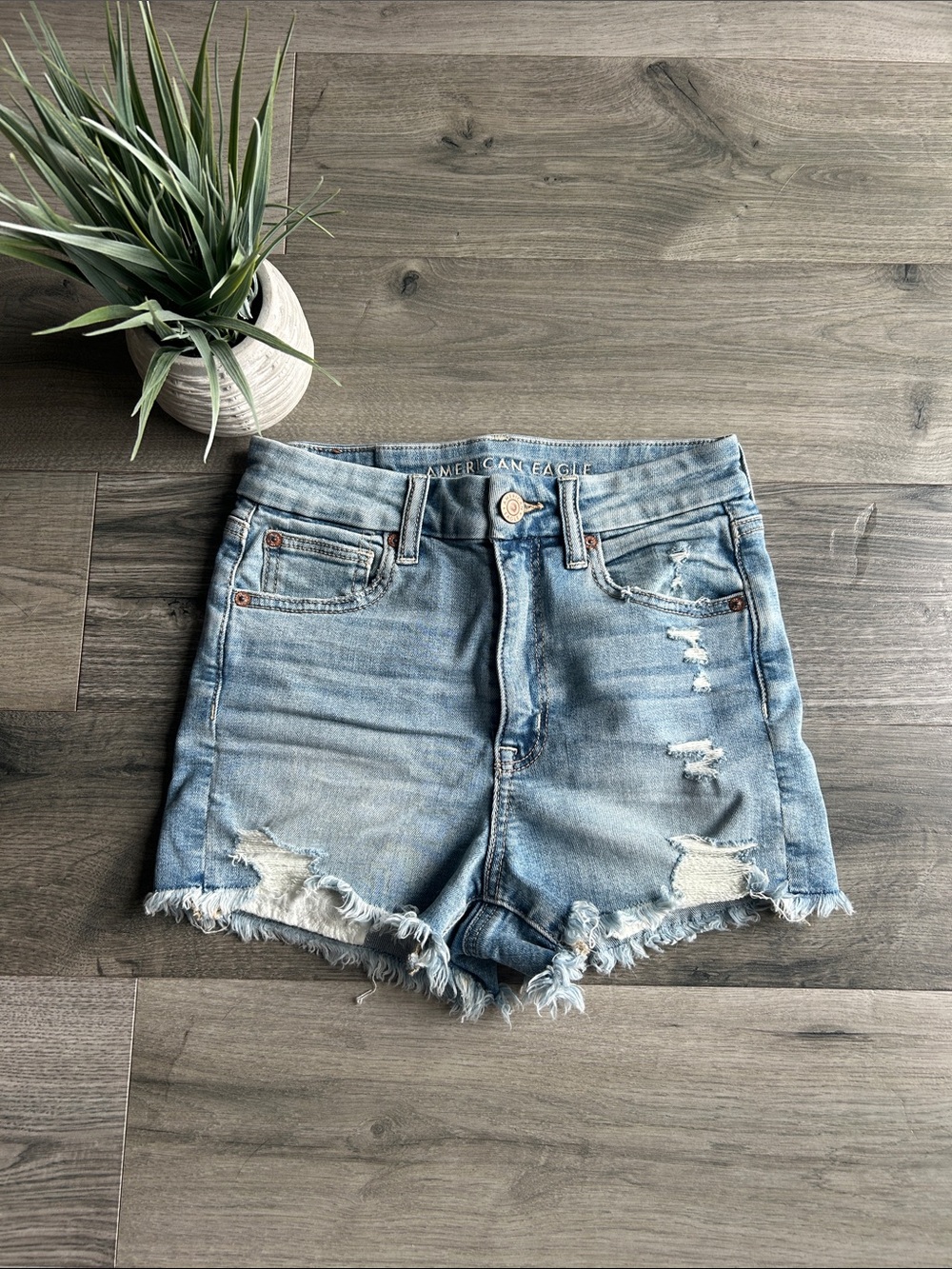 American Eagle Outfitters Curvy High Rise Shortie Denim Shorts